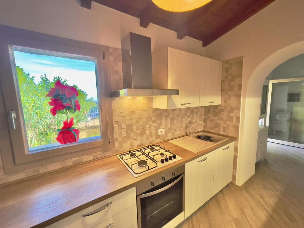 Domu Virginia Bed & Breakfast กัสเตียดาส ภายนอก รูปภาพ