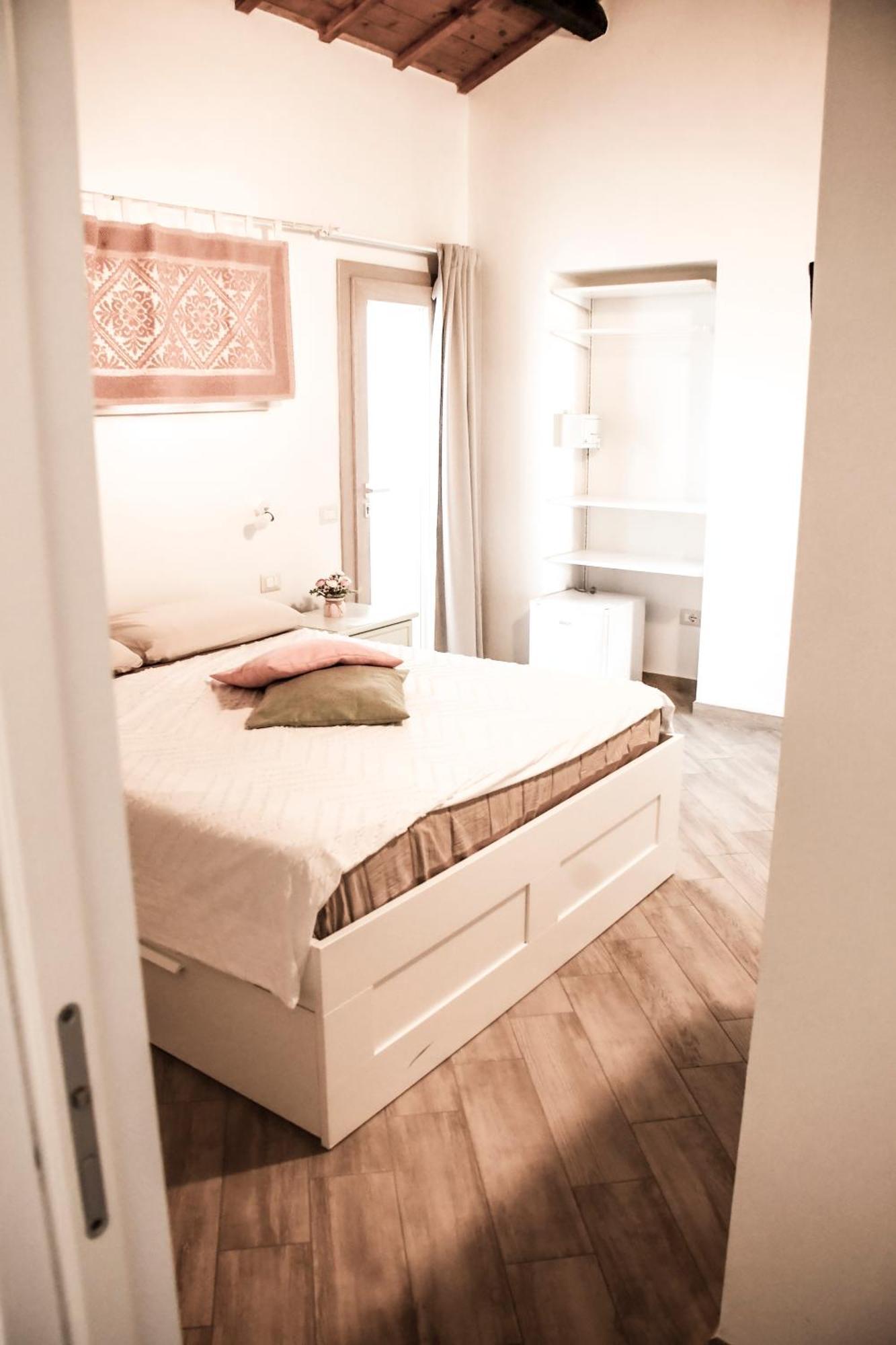 Domu Virginia Bed & Breakfast กัสเตียดาส ภายนอก รูปภาพ