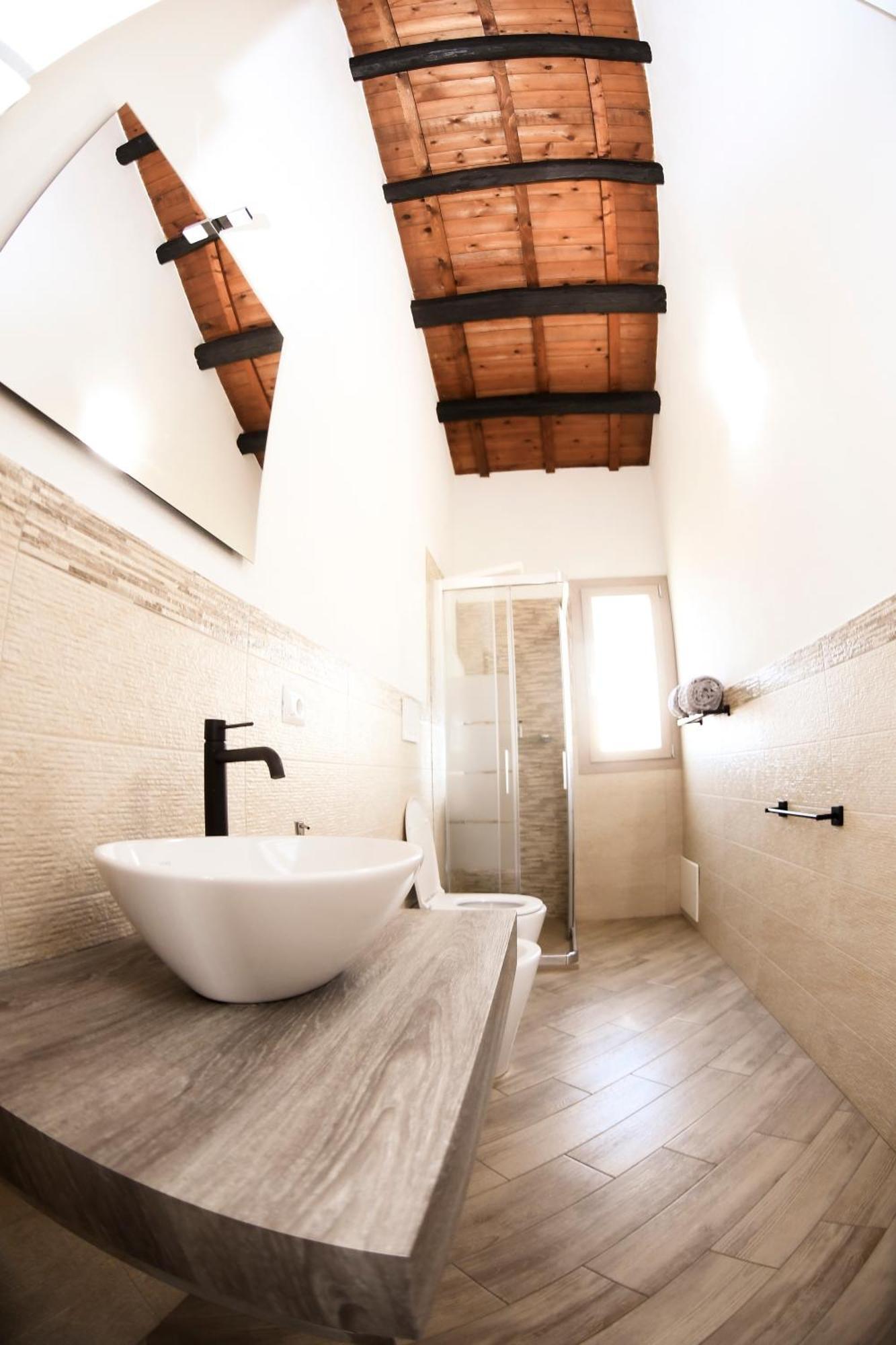 Domu Virginia Bed & Breakfast กัสเตียดาส ภายนอก รูปภาพ