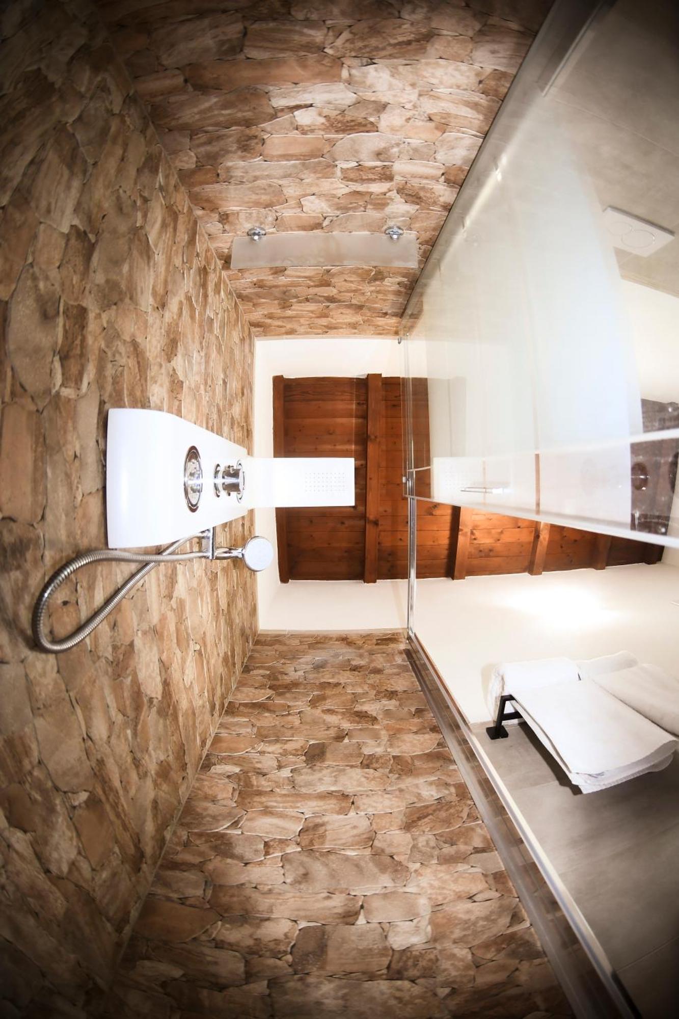 Domu Virginia Bed & Breakfast กัสเตียดาส ภายนอก รูปภาพ